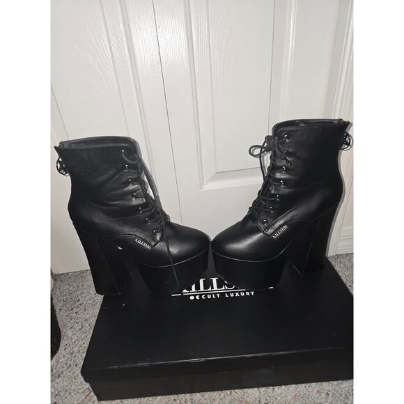 Killstar Hell-O Faux Leather Platform Bootie Size 9 - Picture 3 of 9
